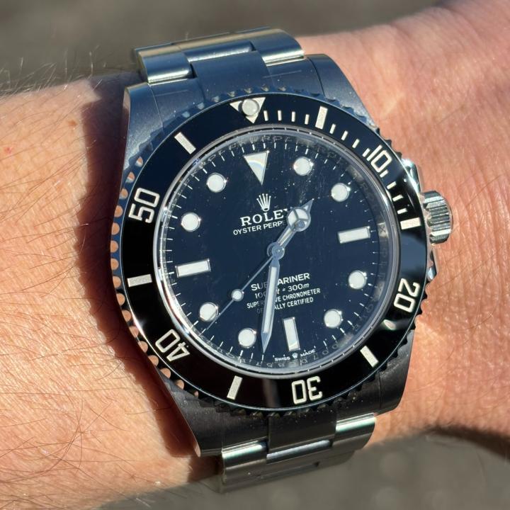 Discover Rolex Watches: History, Popular Models Owners' Reviews