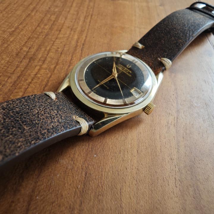 Universal Genève Polerouter Date Main References, Price Real