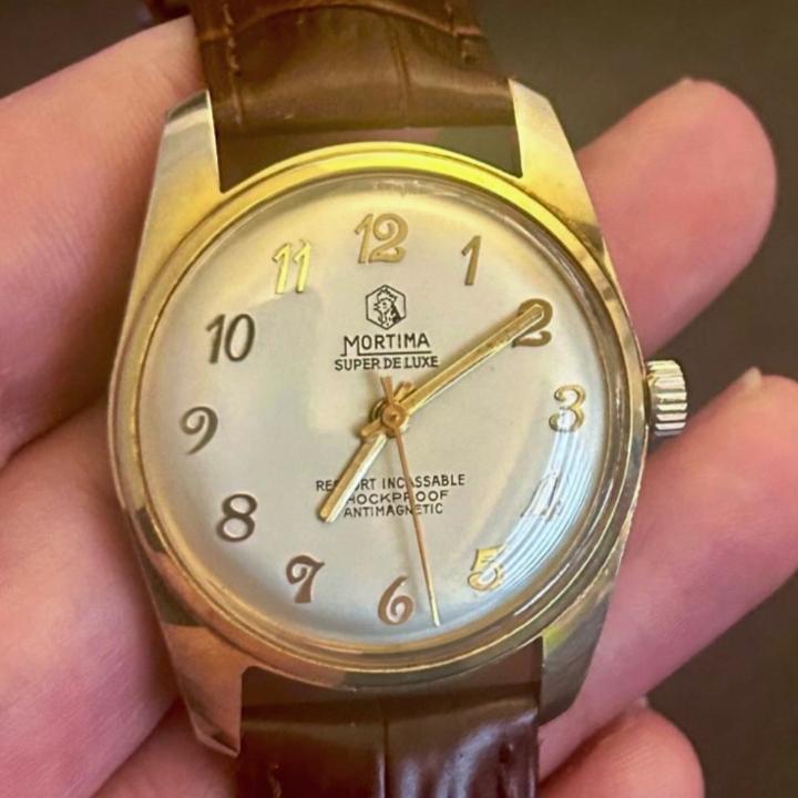 Mortima Super De Luxe - Main References, Price & Real Owners